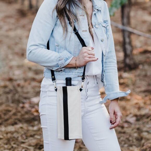 Stellareese Wine Canvas Leather Tote with Carrying Strap - Picture 3 of 5